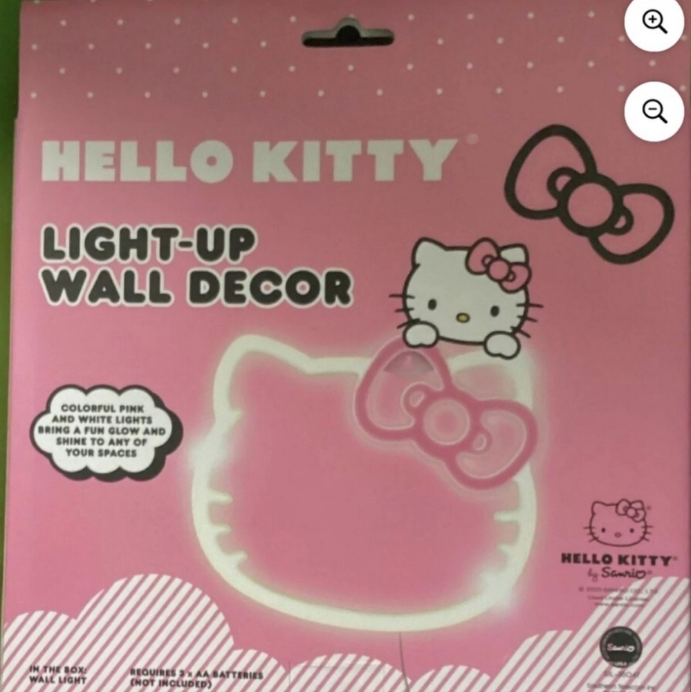 Hello Kitty LED Hanging Wall Light ANY AGE NEW IN BOX Ret.$49 - Picture 3 of 3